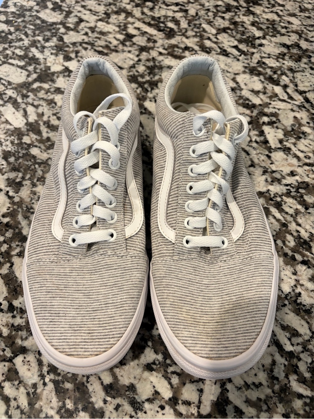 Vans - Picture 2 of 5